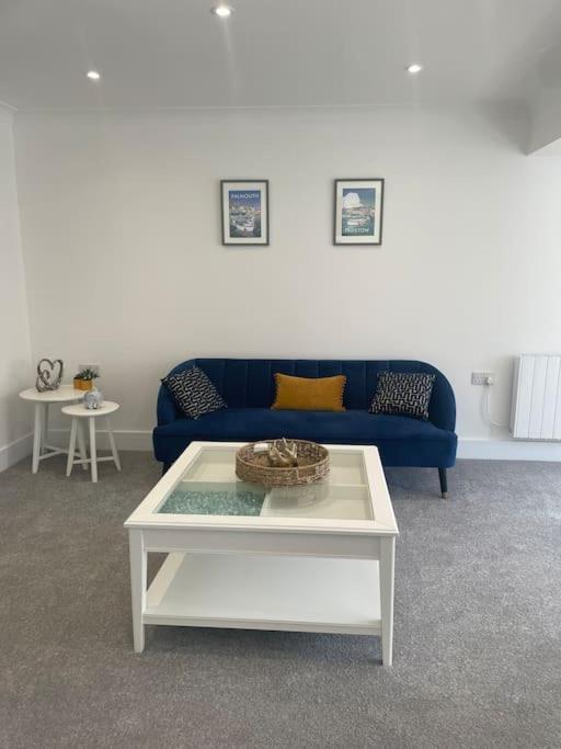 Sunny Corner - lovely 2 bedroom appt