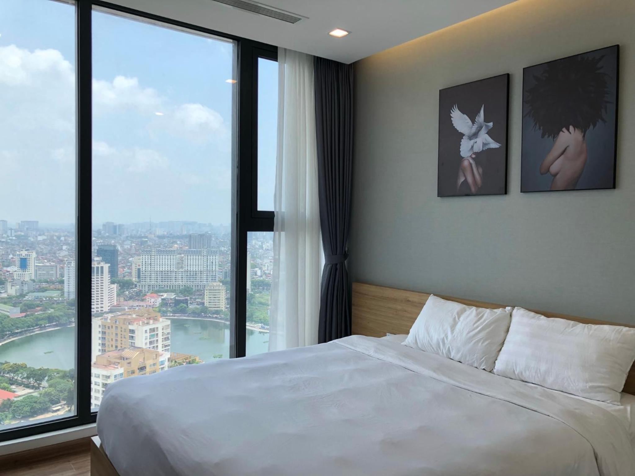 Vinhomes Metropolis Luxury Apt 3Br near Lotte