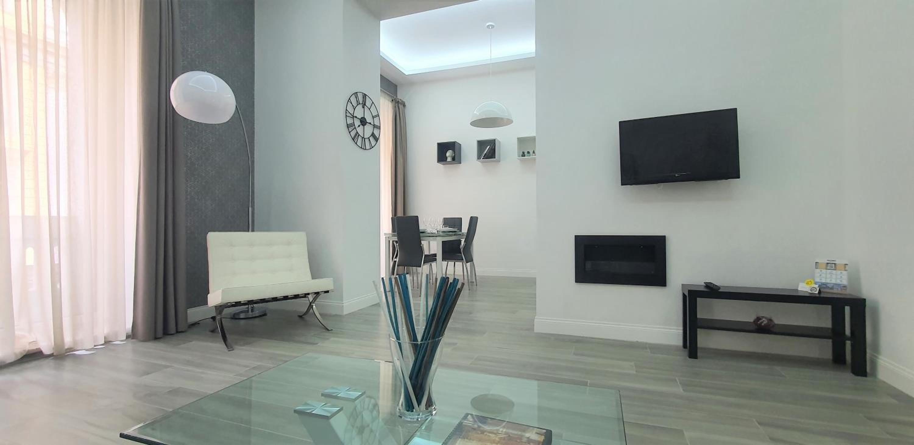 Duomo Platinum Apartments