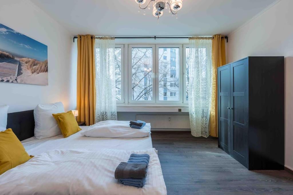 BIG 7RMS City Central Loft, 1ALocation