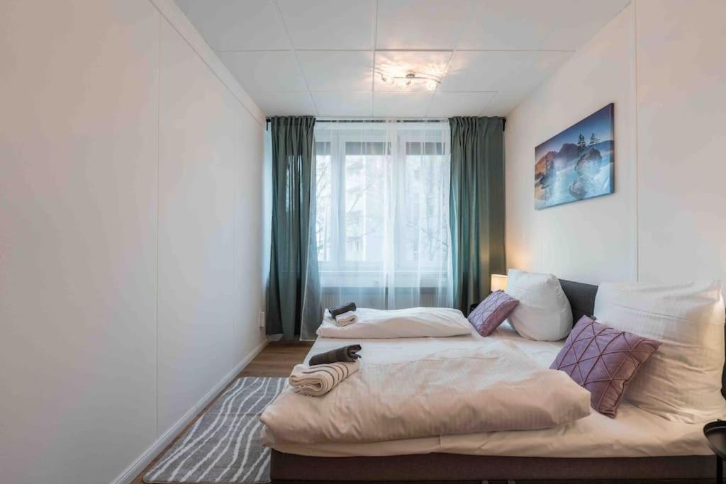 BIG 7RMS City Central Loft, 1ALocation