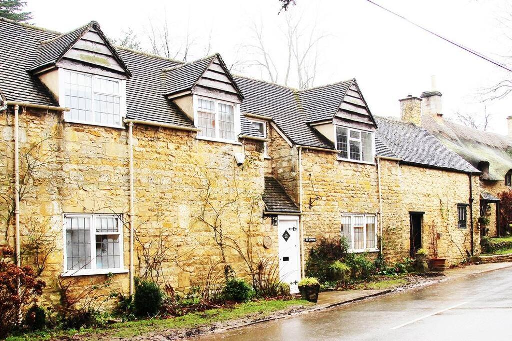The Farthings Cotswolds Holiday Cottage
