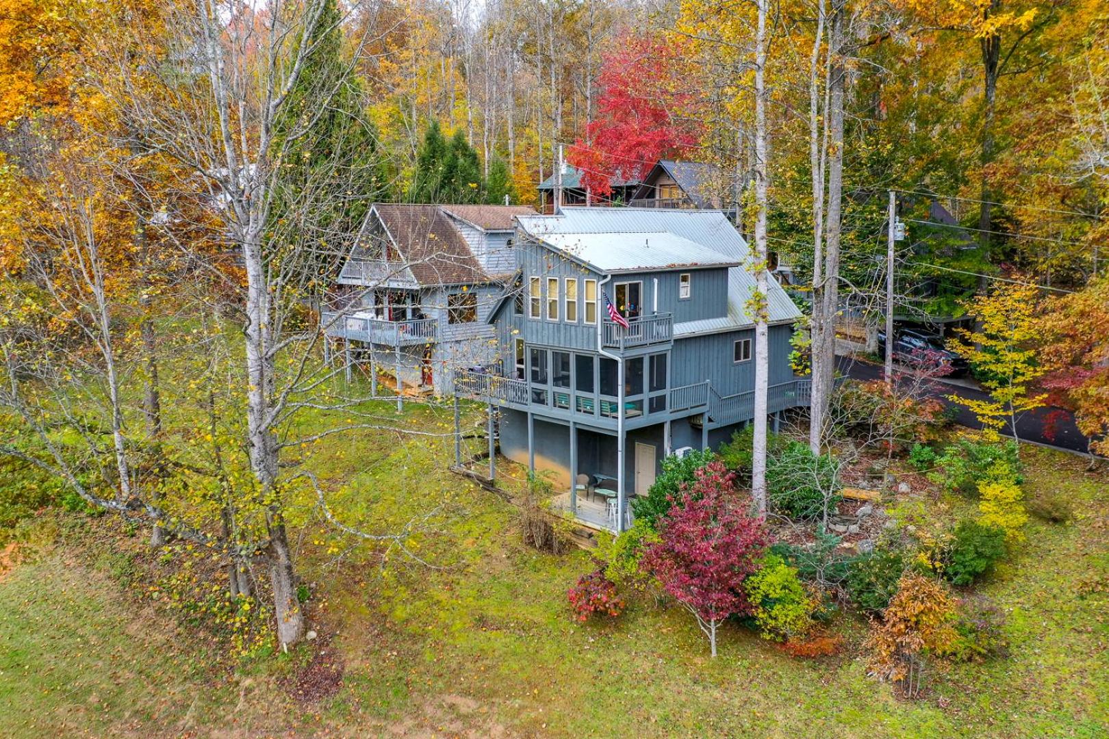 Laurel Lodge At Last view 3