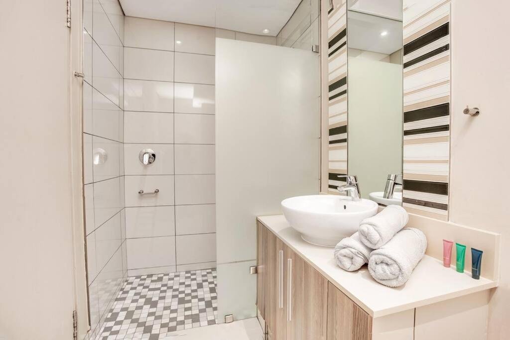 Urban Oasis Apartments at Tyrwhitt