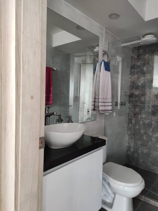 Apartamento Embajada Americana Centro
