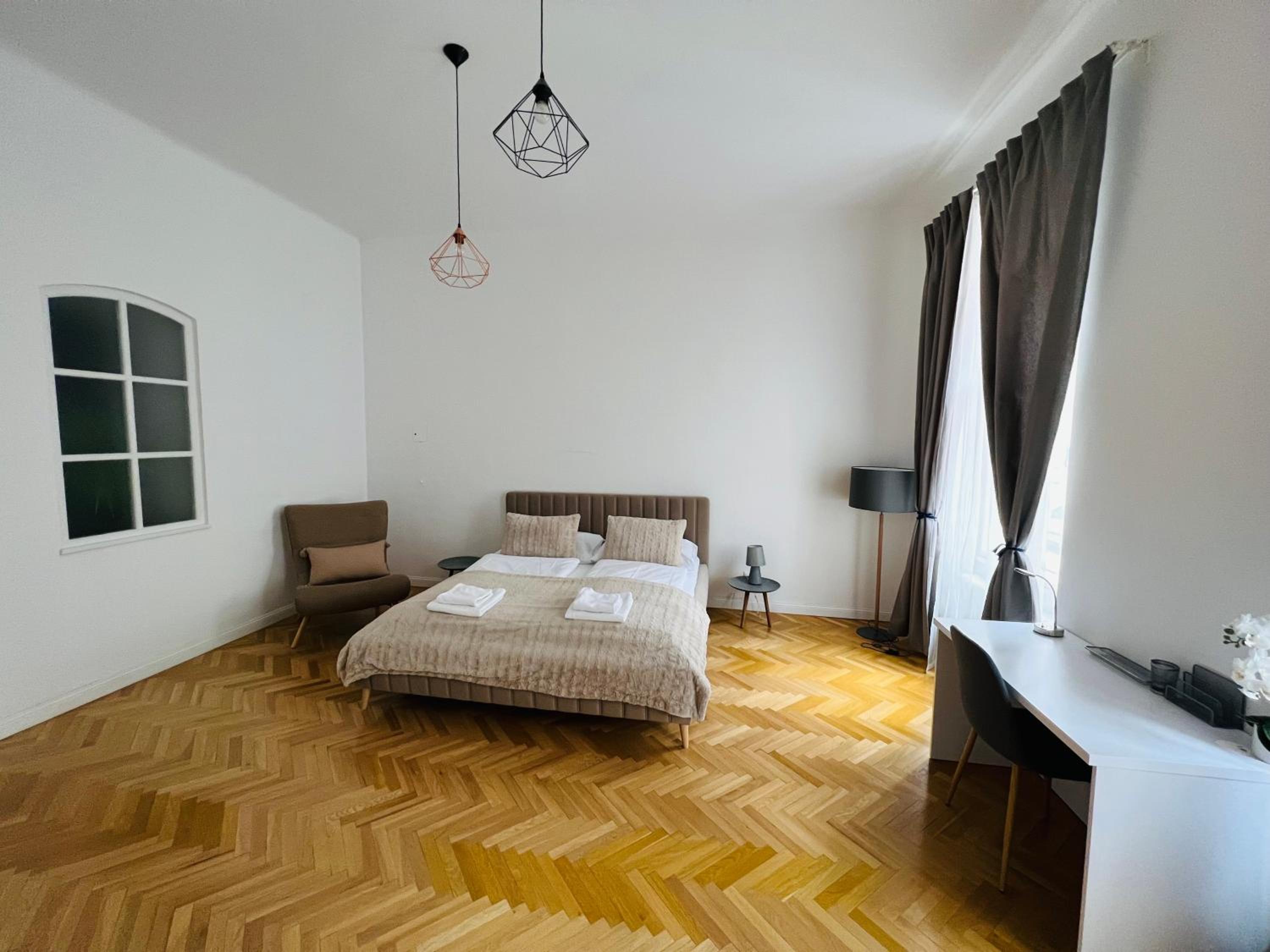 Beautiful condo at the Old Town view 2