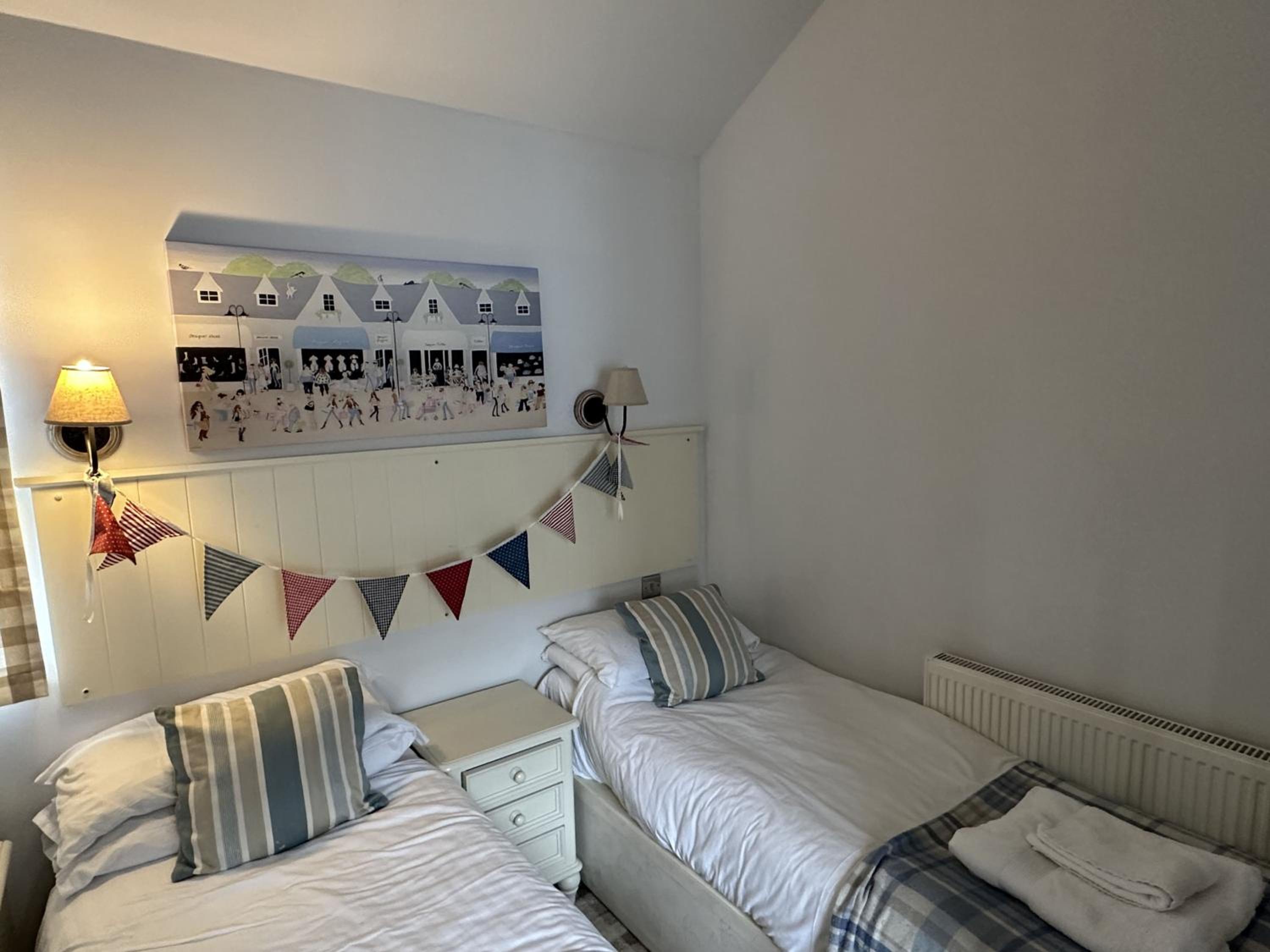Sandy Collection - 2 next door beach houses - Part of the The Bay Filey Holiday Village with pool, gym and direct beach access, pub, restaurant, tennis and