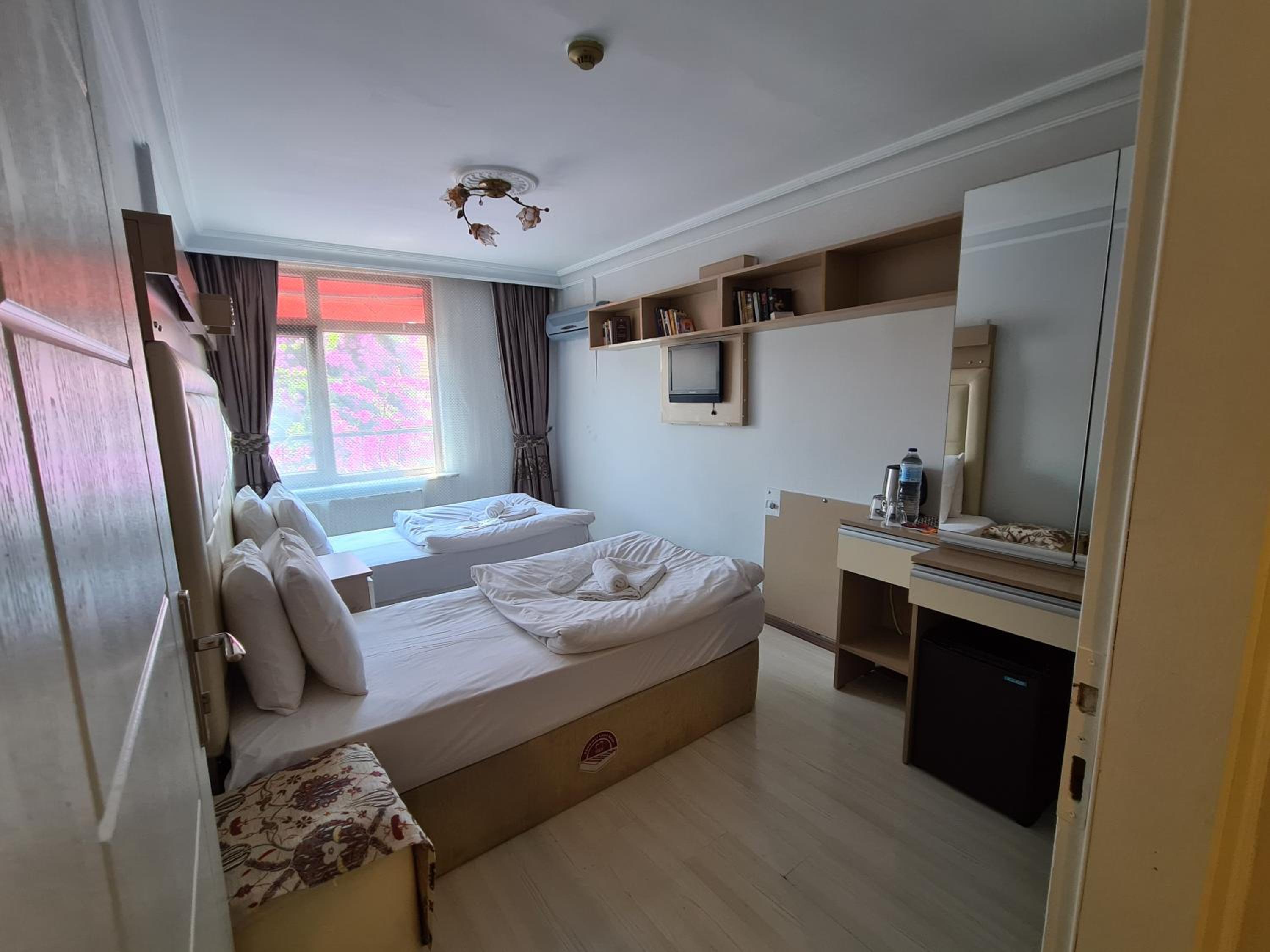 Oceans 7 Hotel - Image 50