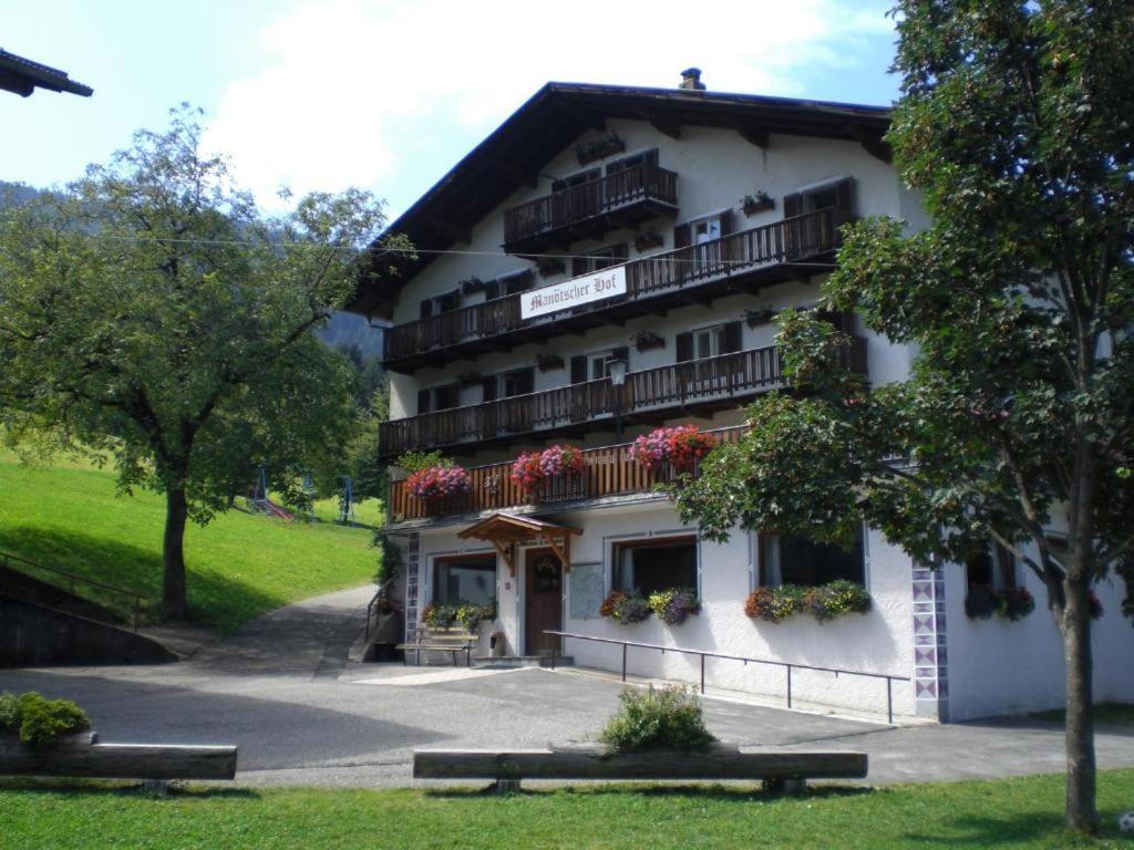 Ferienwohnung Rosengarten am Manötscherhof