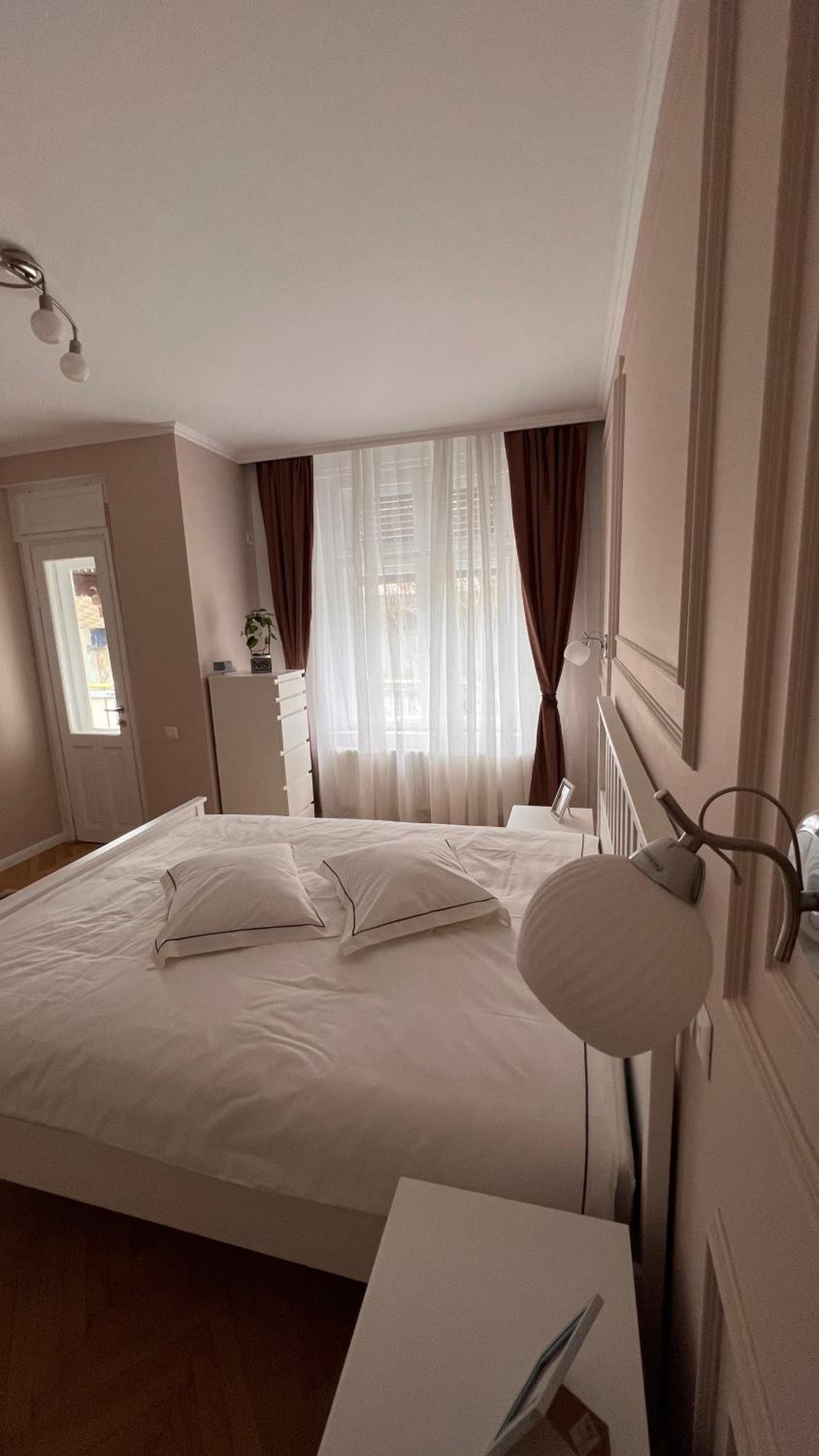 Charming Place Cotroceni view 5
