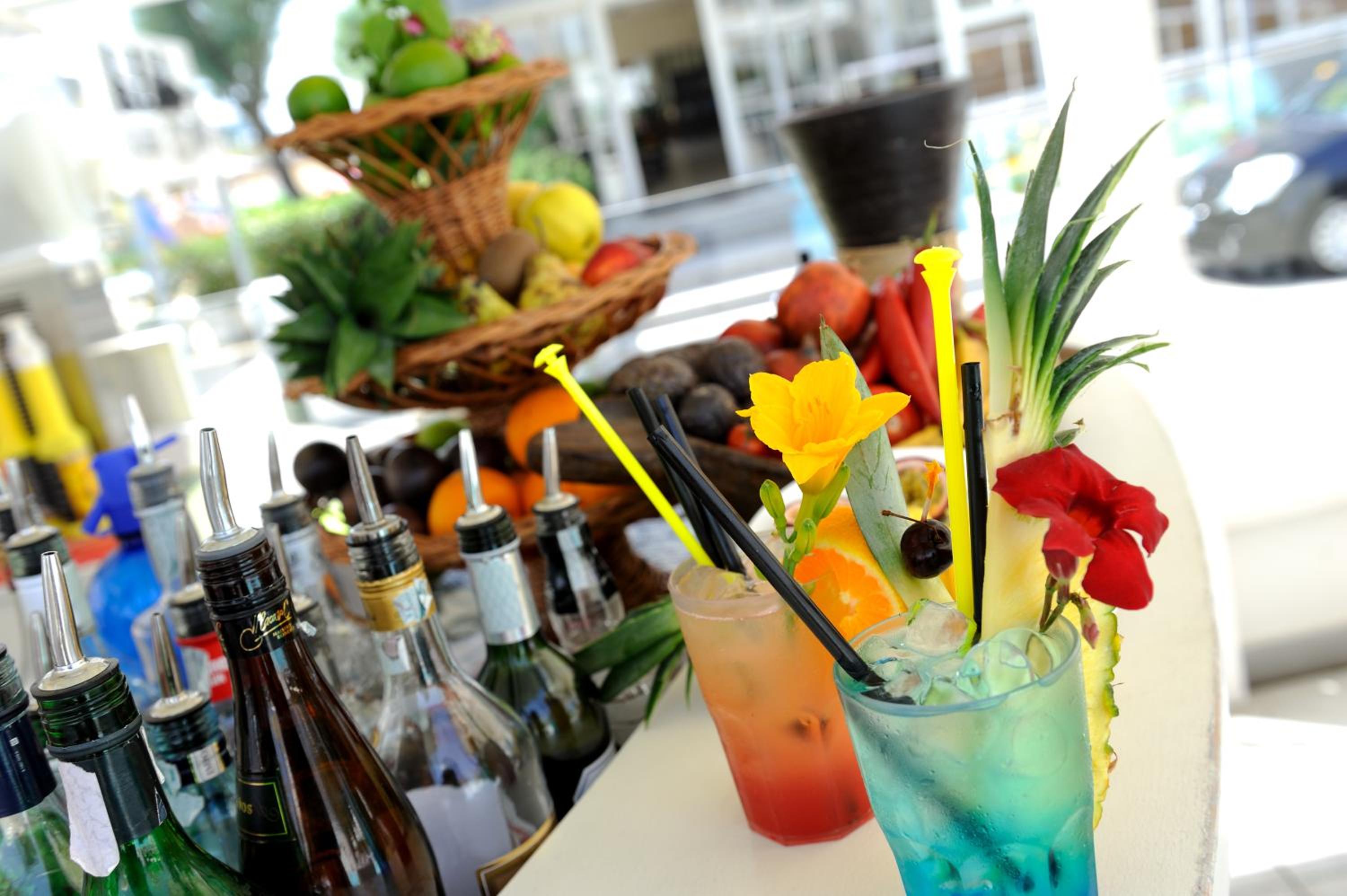 bar