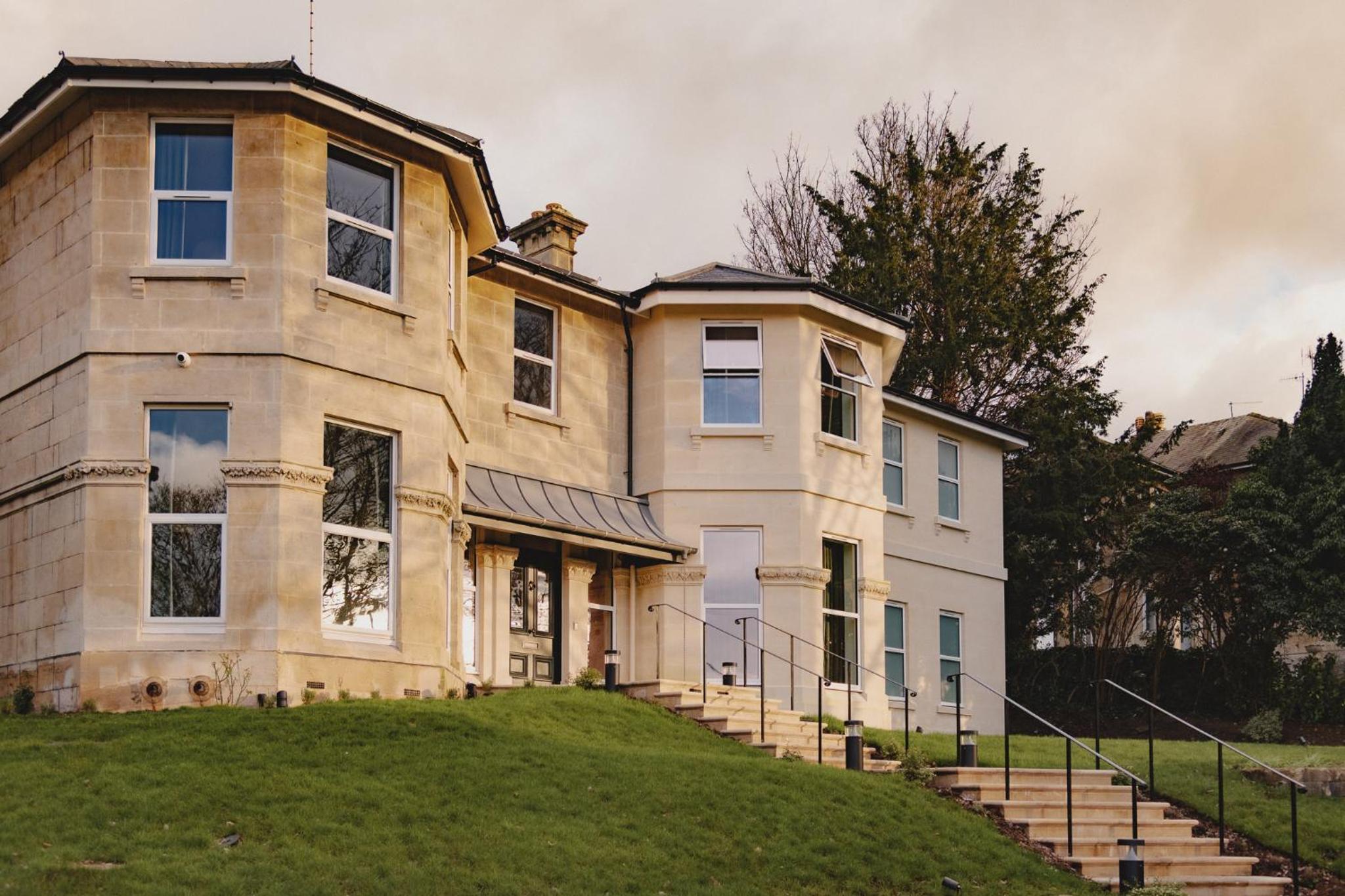 Hotel Leighton House - Boutique Guesthouse - Image 1