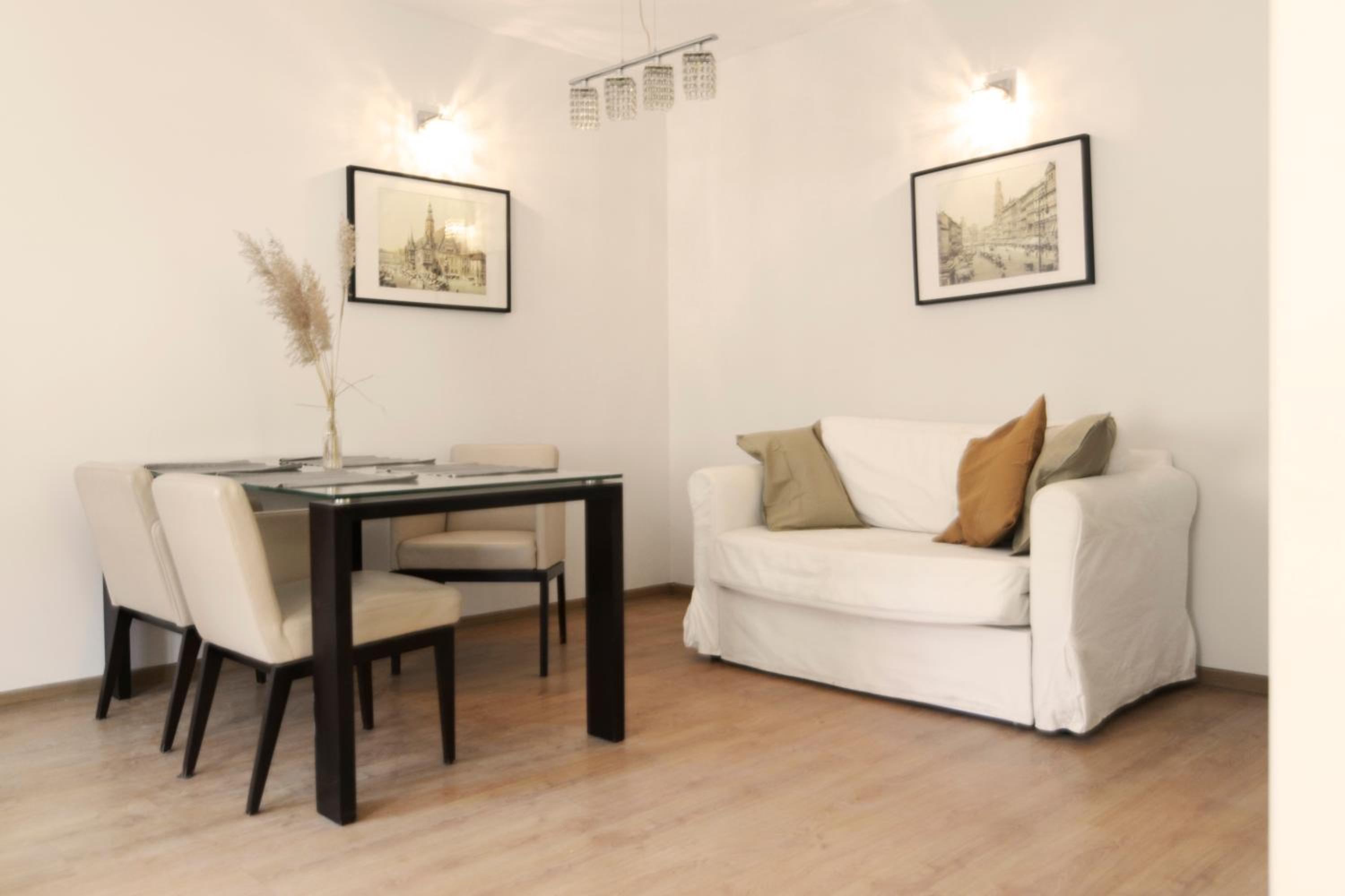 By the River and City Center - comfortable rooms