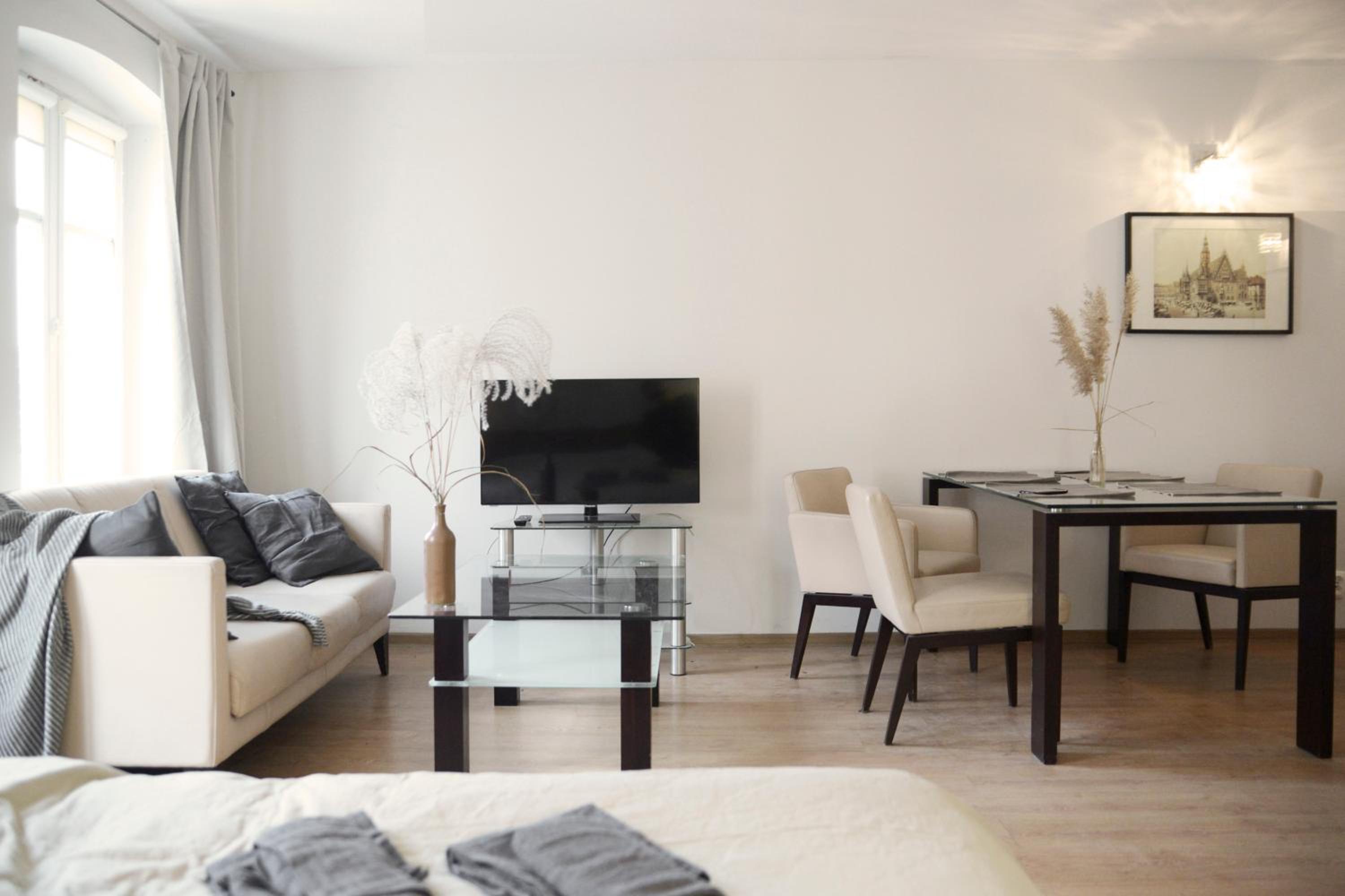 By the River and City Center - comfortable rooms
