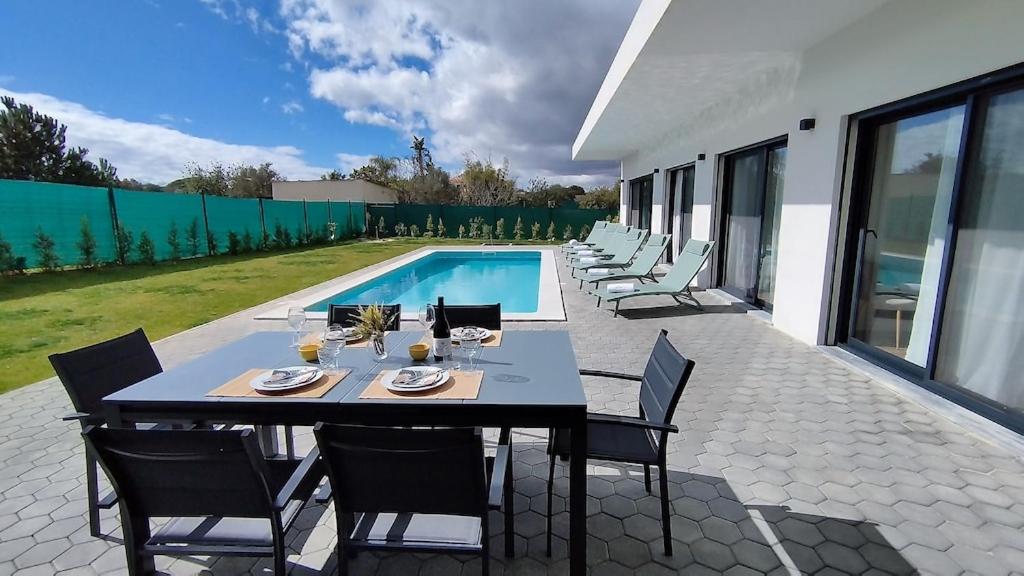 Valverde 3 Villa, Vilamoura, Algarve, only 5 minutes from Marina, Golf and Beach view 3