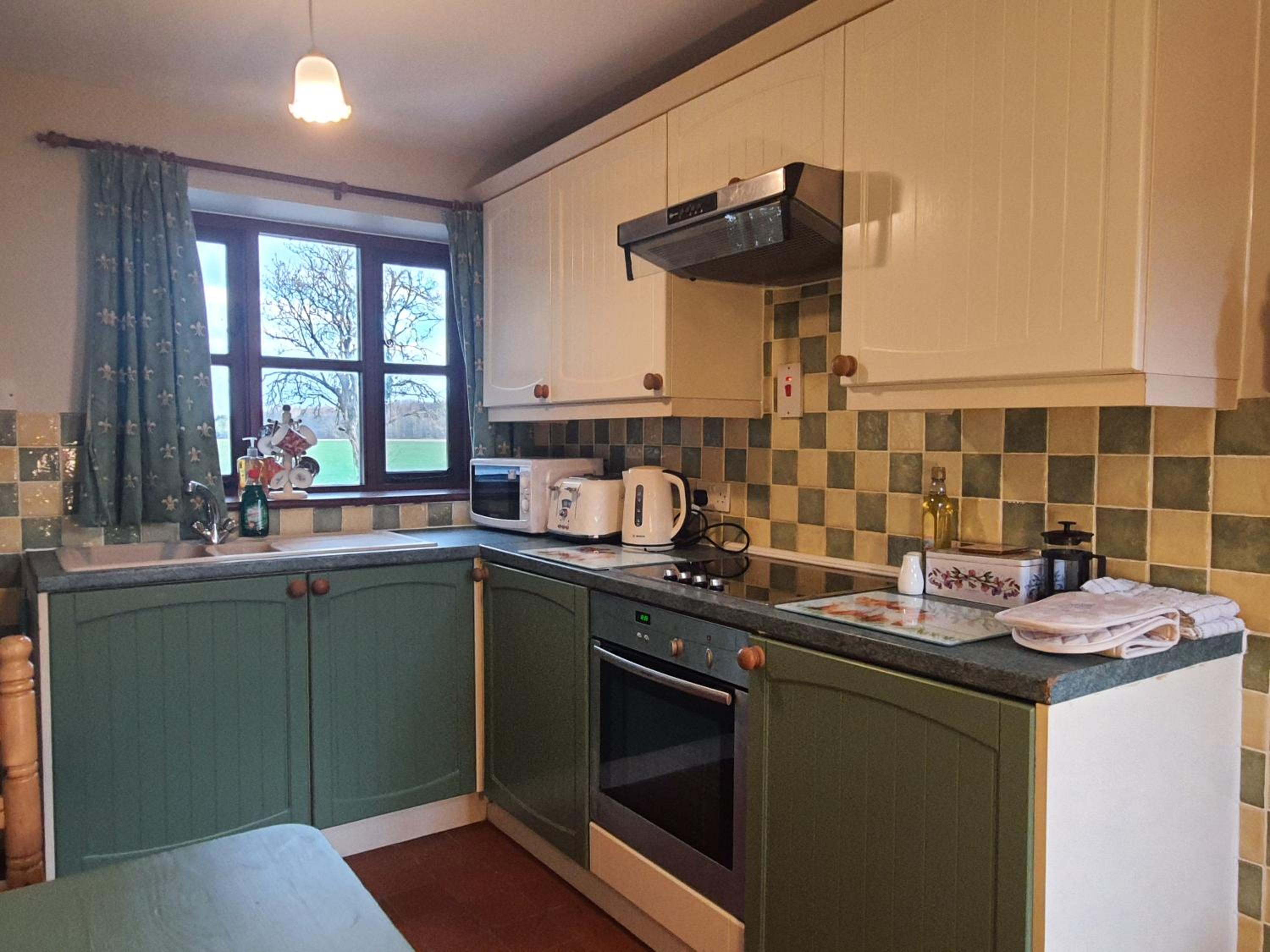 Cosy Barn Conversion 3BR (4 pax), Quiet, Close to Pin Mill view 5