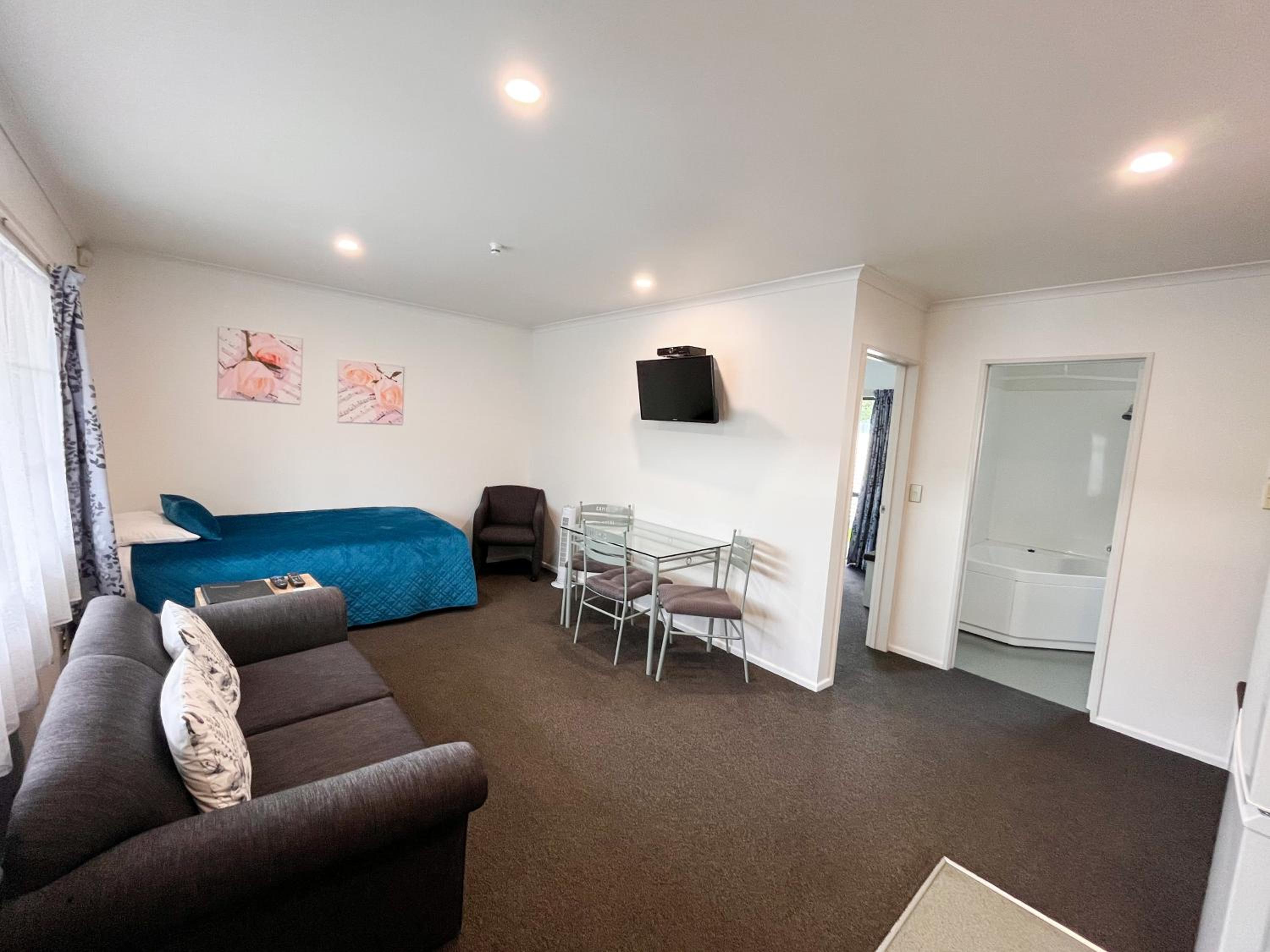 Camelot Motor Lodge and Conference Centre, photo 35