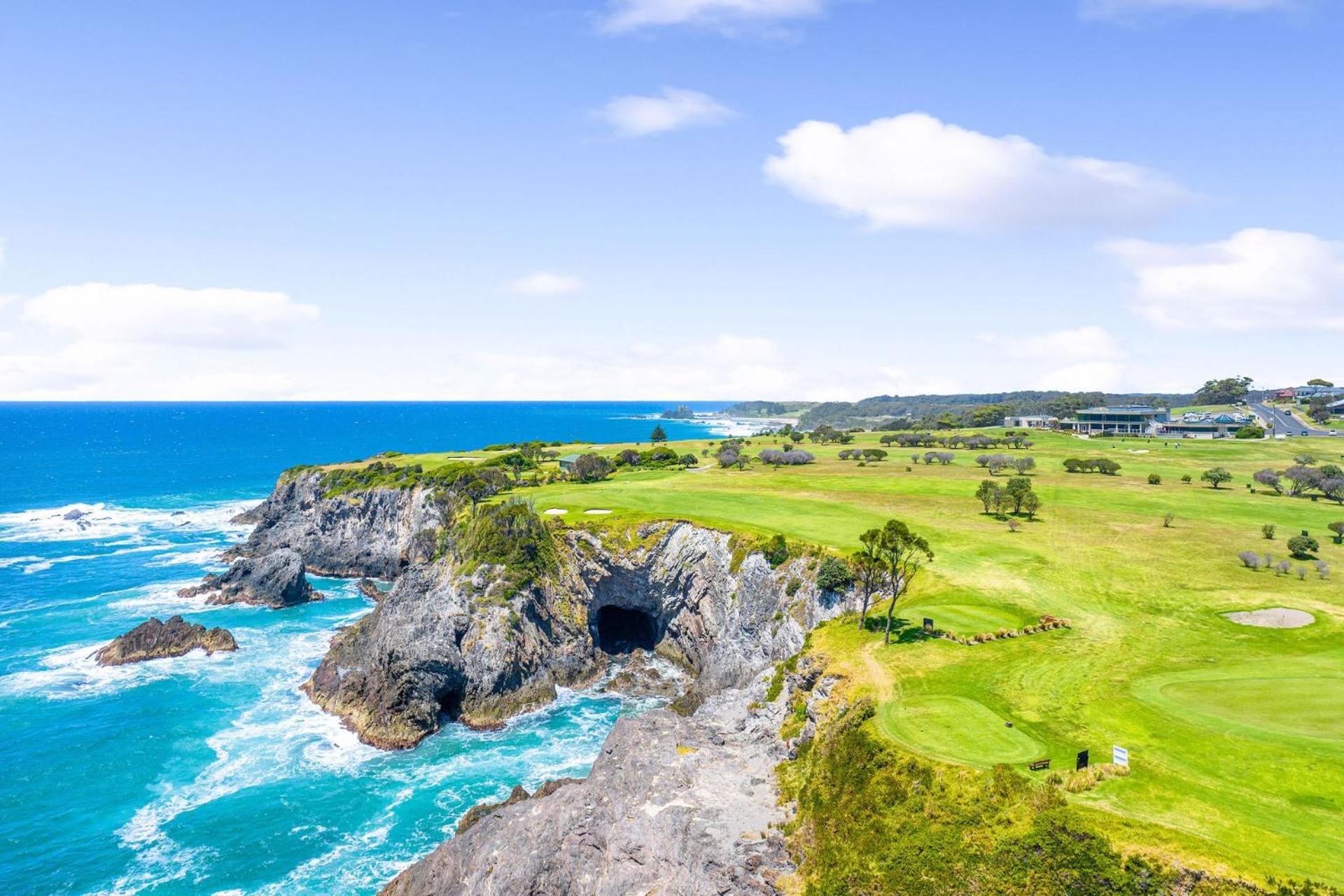 12 Bluewater Drive Narooma