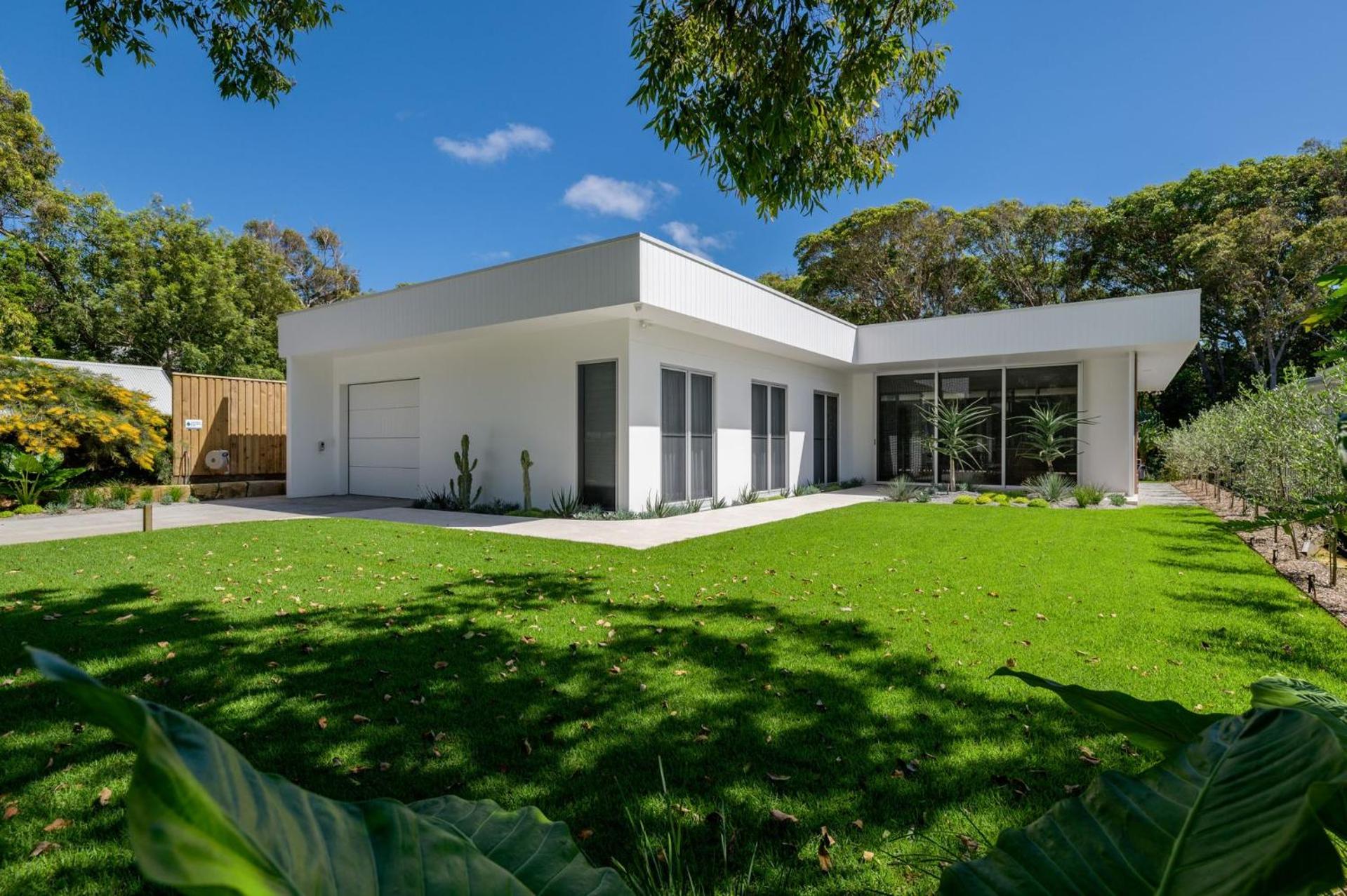13 Naiad Court