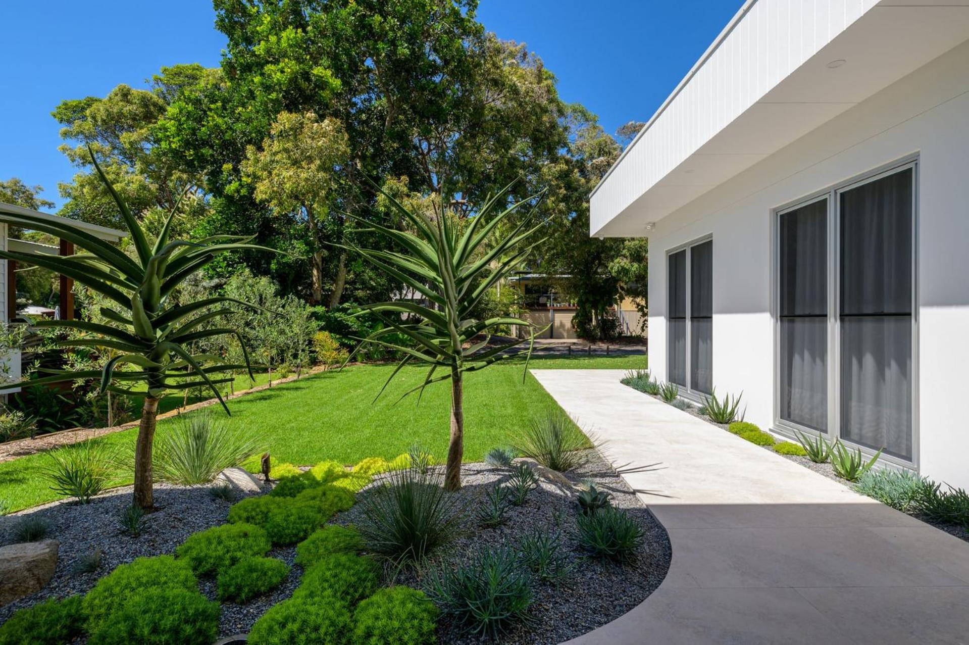 13 Naiad Court
