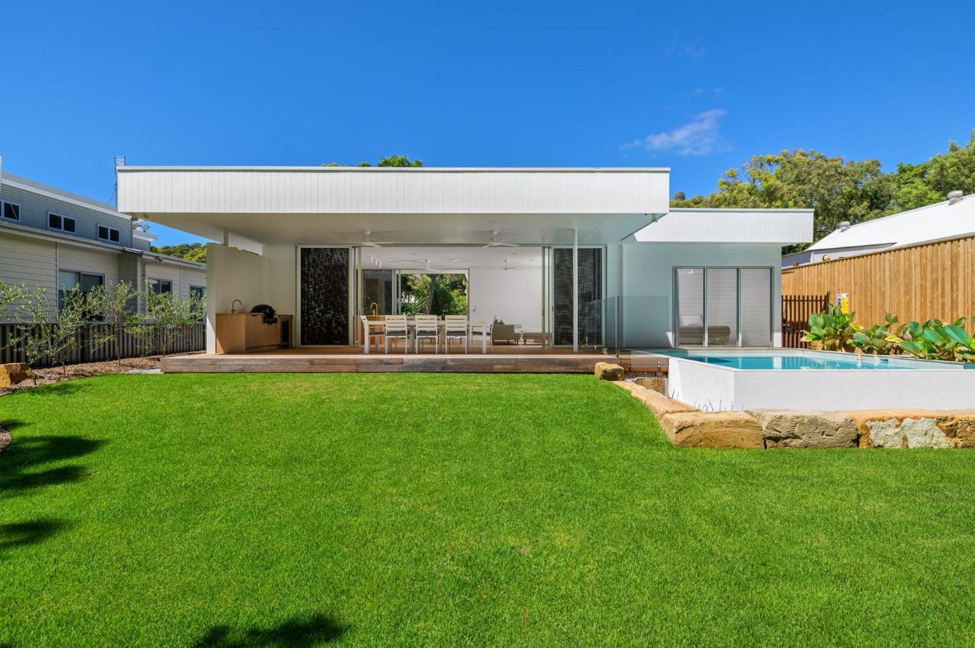 13 Naiad Court