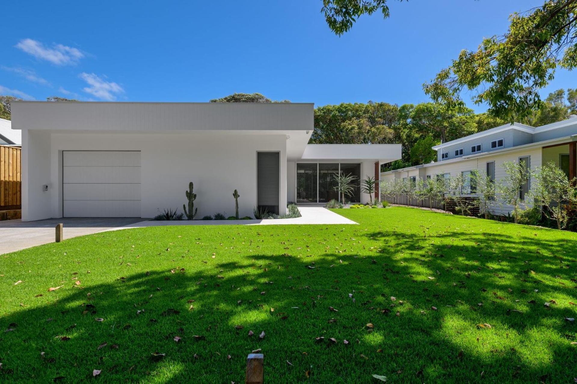 13 Naiad Court