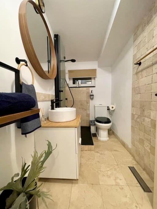 Casa in inima capitalei en Bucharest — bathroom
