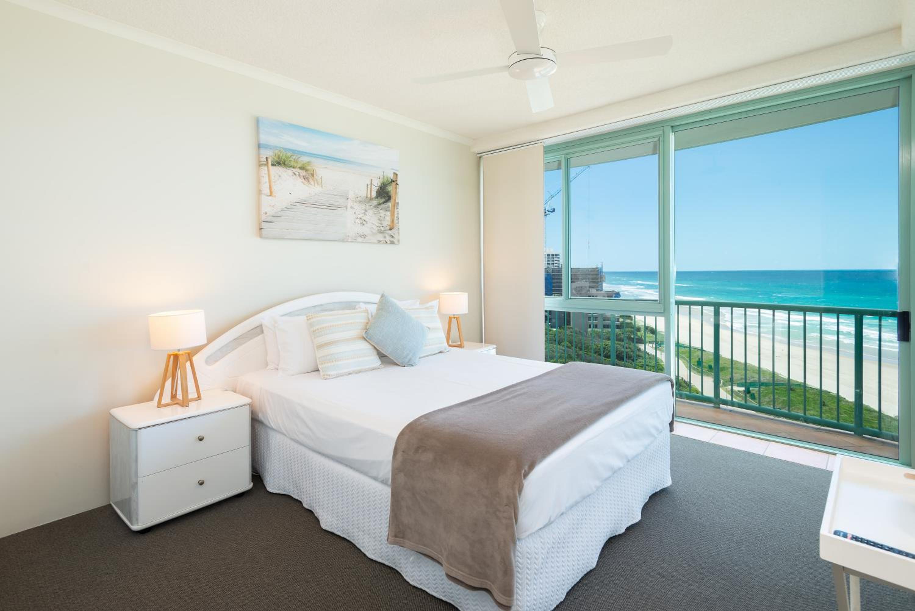 The Waterford on Main Beach