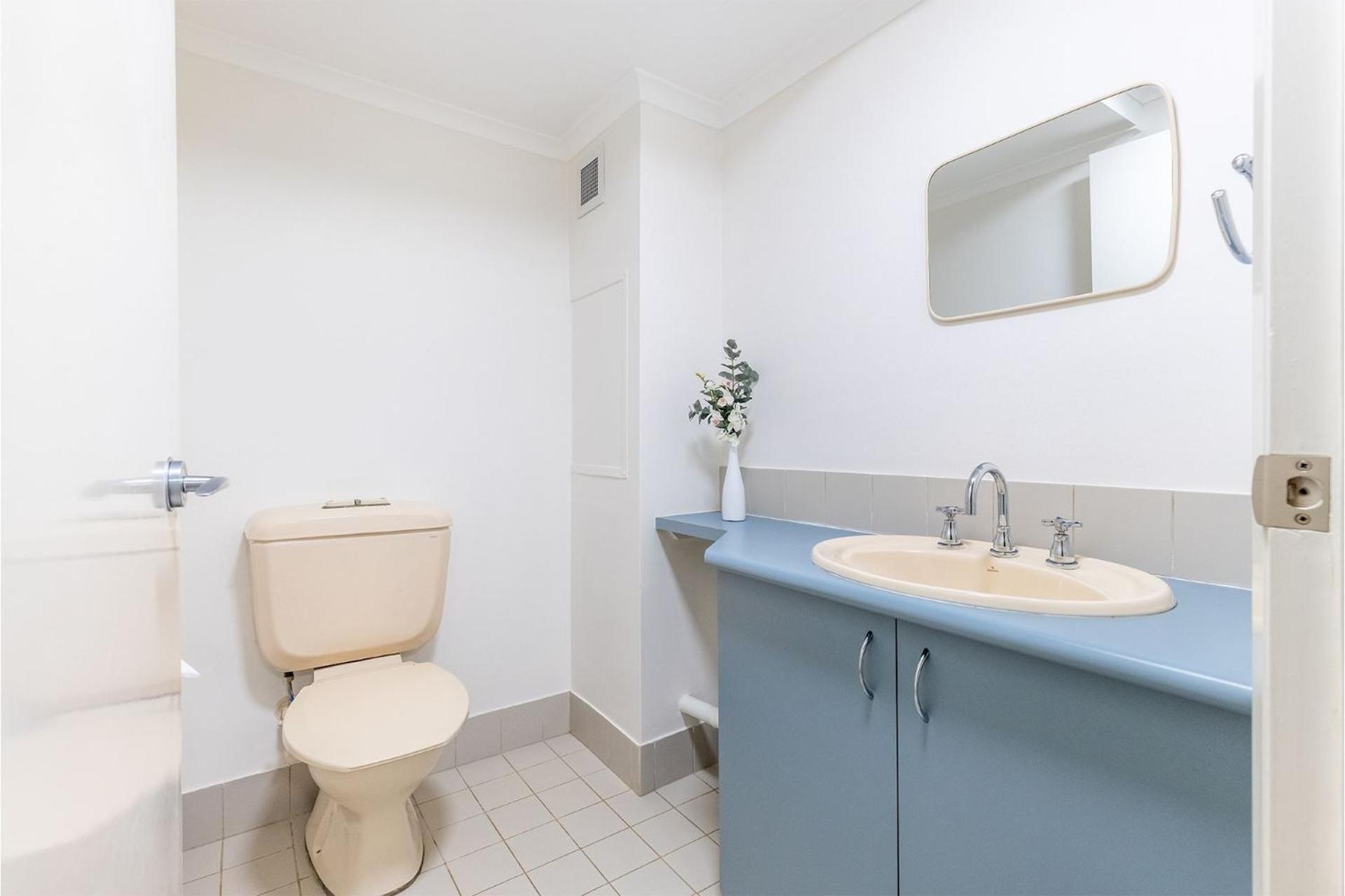 Florentine 14 - 11 Columbia Close Aircon Wifi unsurpassed water views