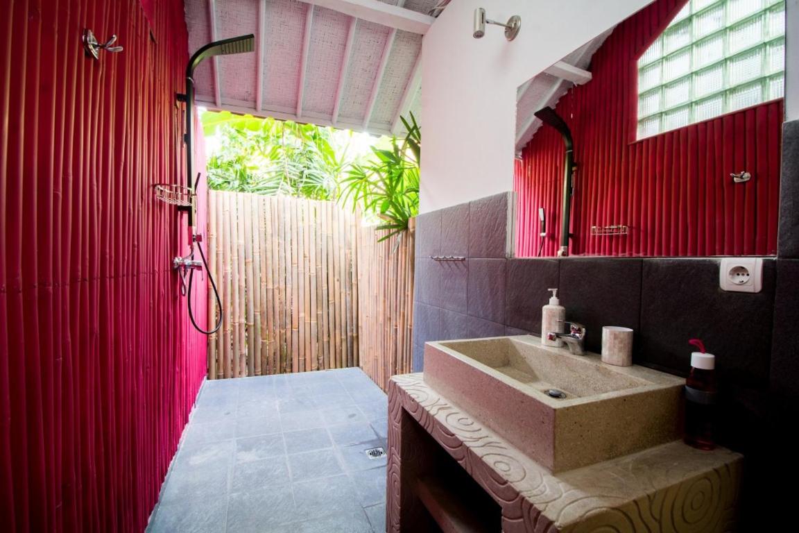 Mason Villas Seminyak — bathroom