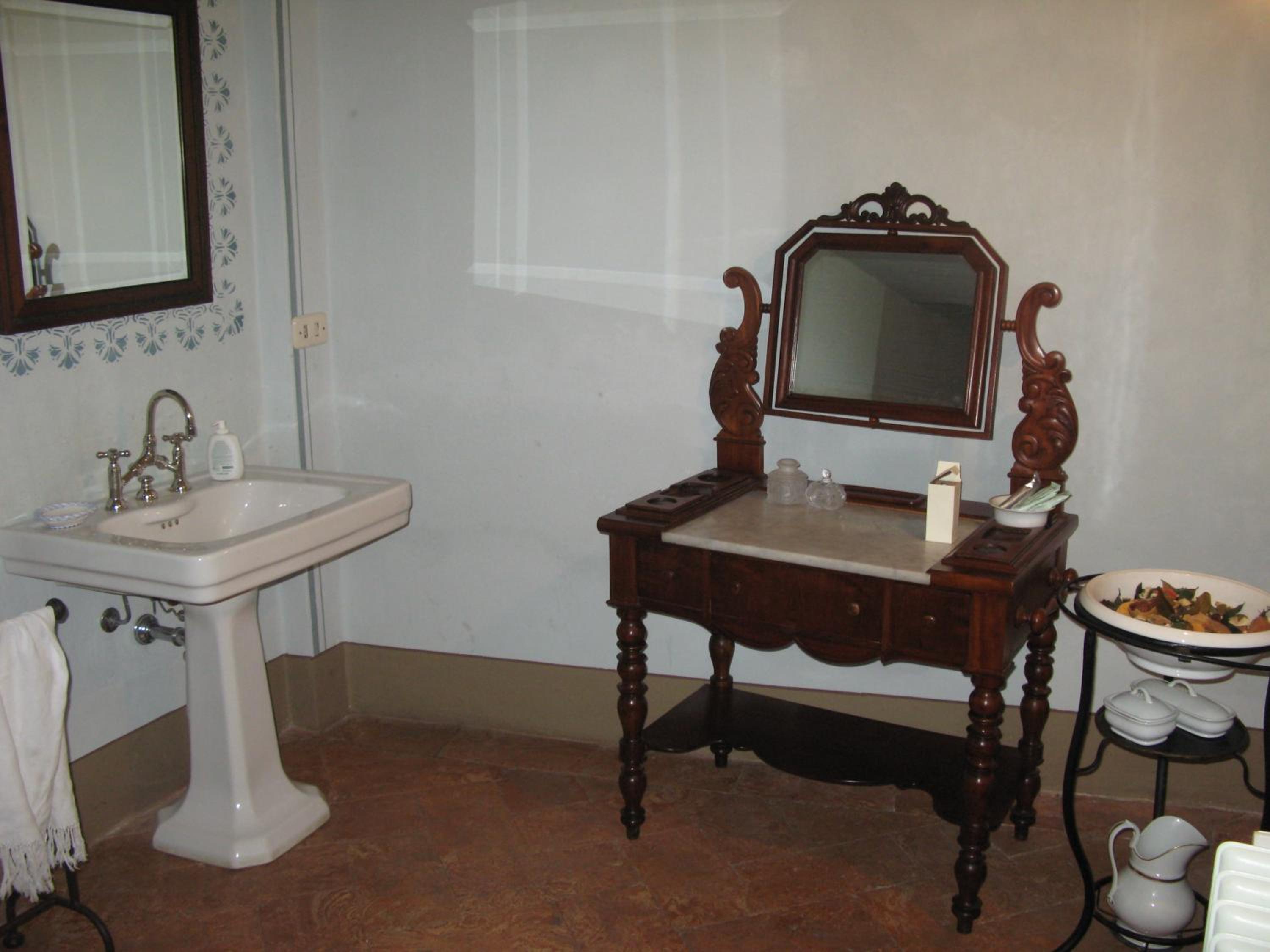Photo 27