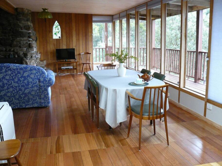 Gumleaves Bush Retreat
