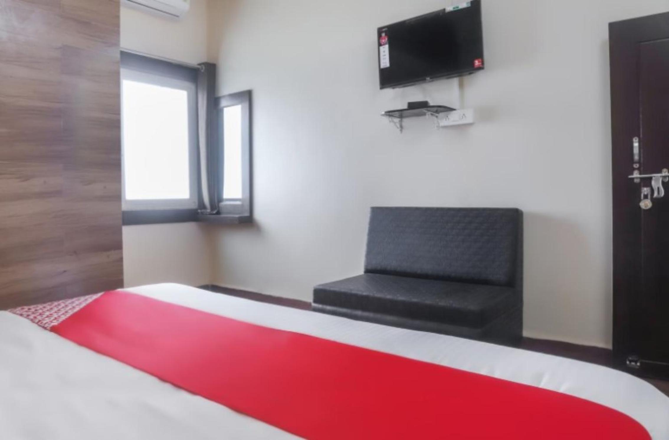 Hotel Shanti Heritage, Guna