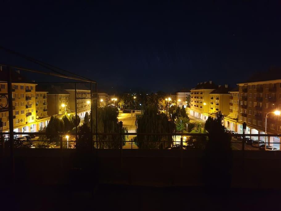 Mezonetovy Apartmán v centre Novej Dubnice