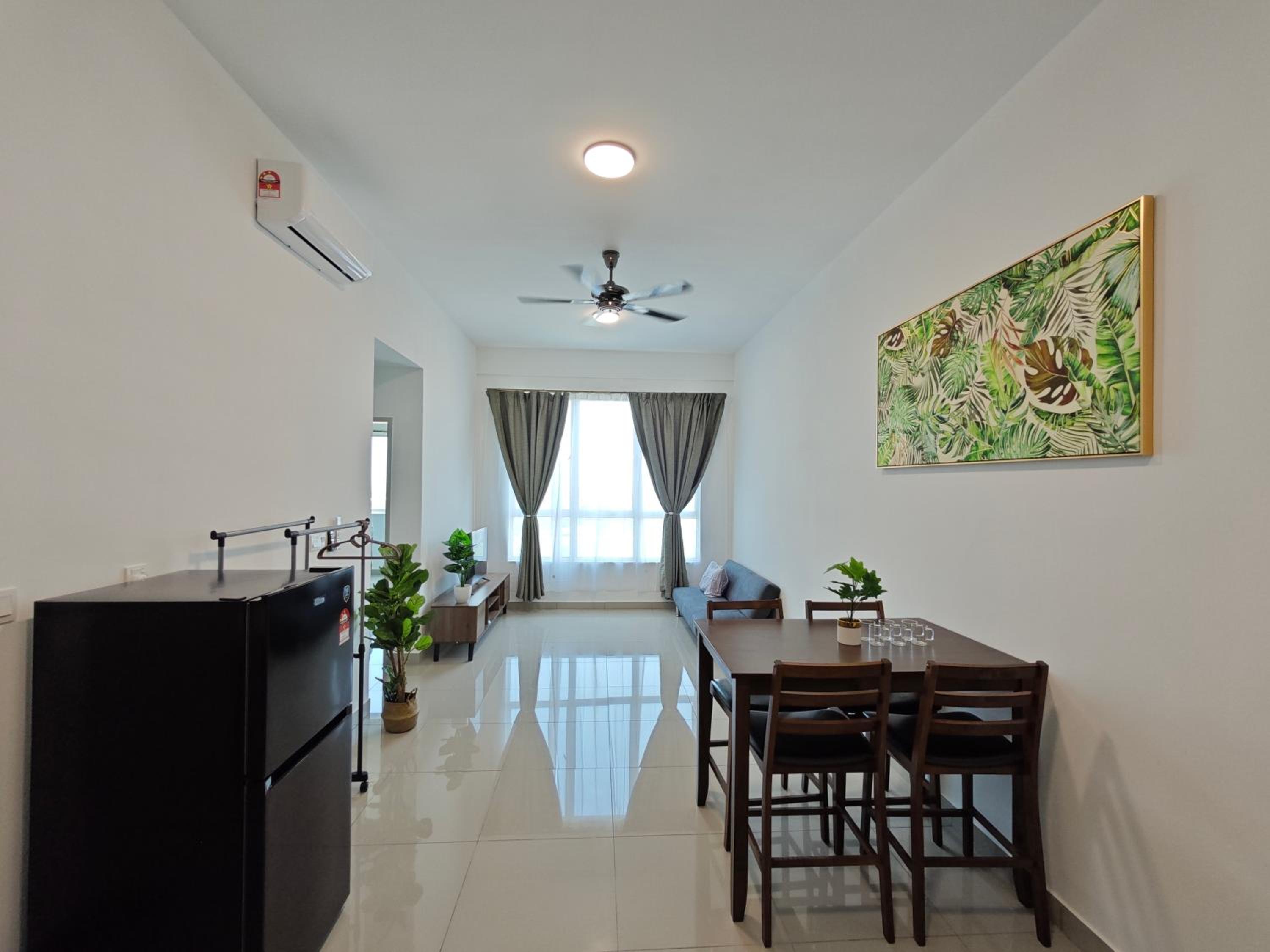 Balinese Seaview Trevor Amber Suite photo 4