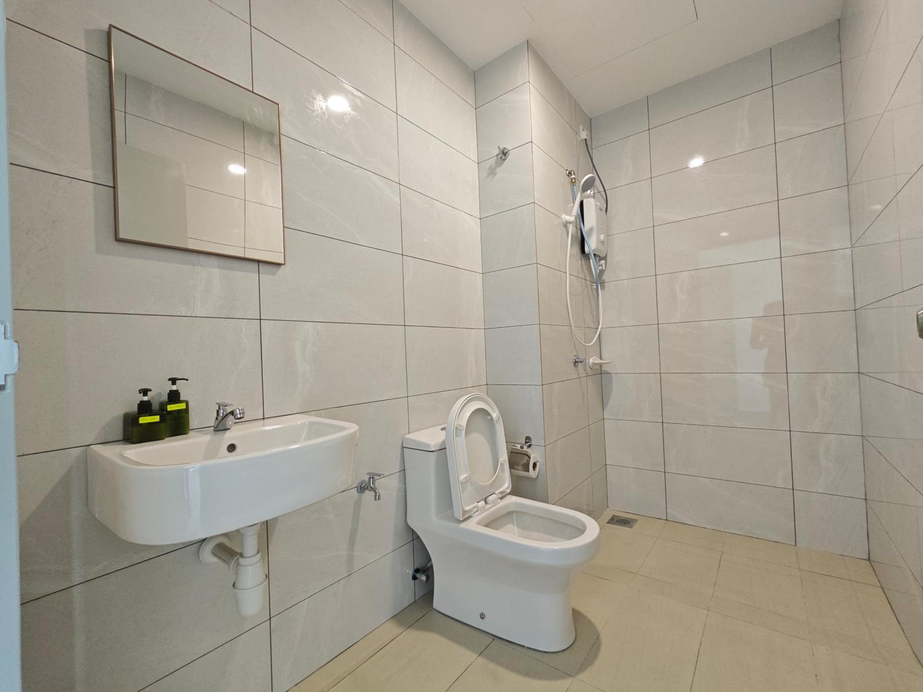 Balinese Seaview Trevor Amber Suite photo 2