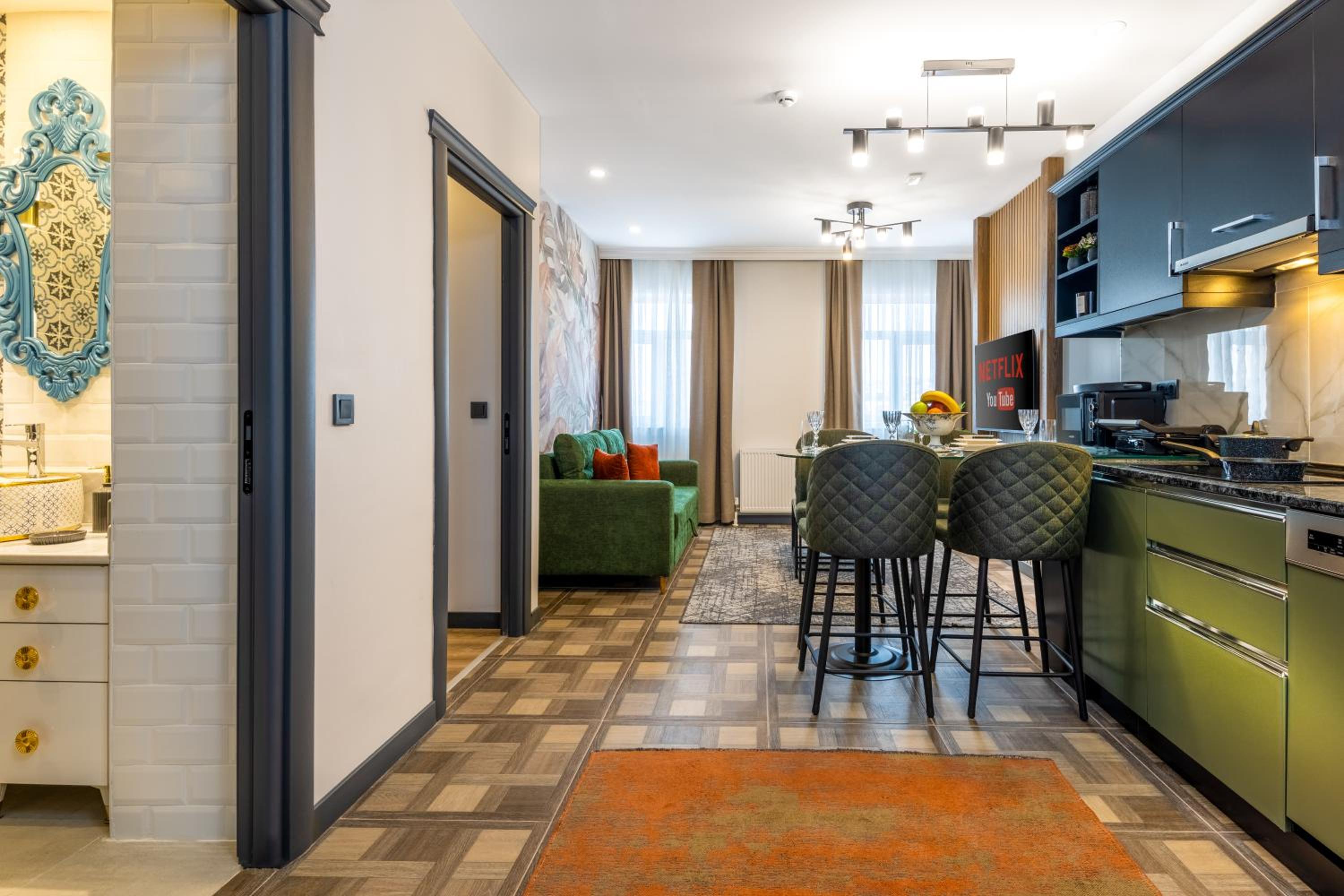 BayMari Suites Şehir Hayatı - Image 27