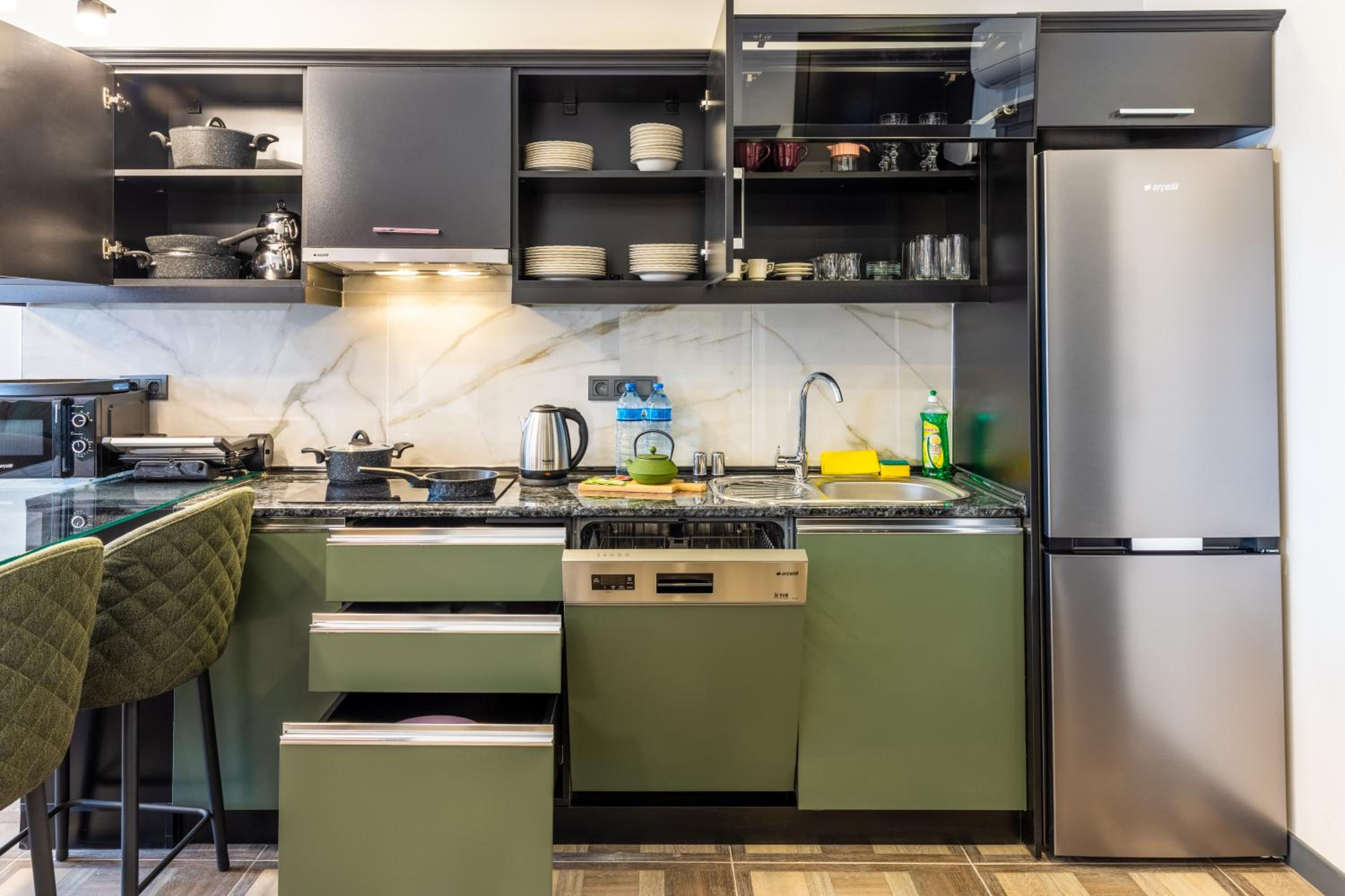 BayMari Suites Şehir Hayatı - Image 47