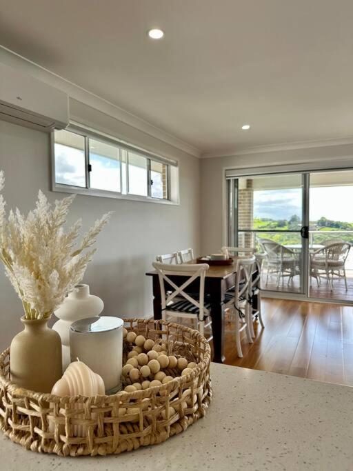 Hillston House