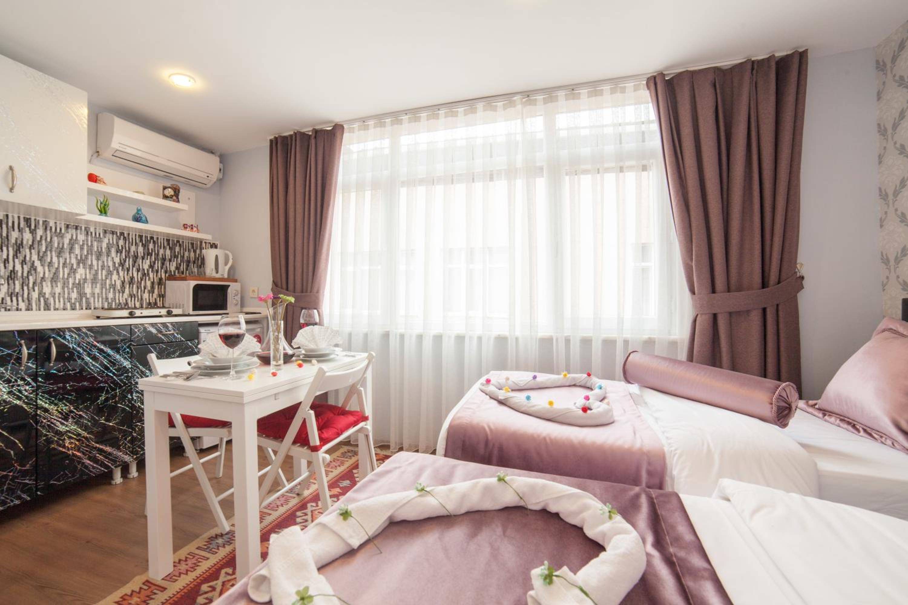 Bright Apart Hotel - Image 10