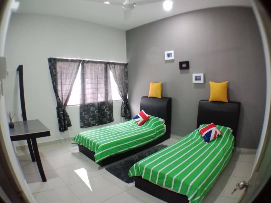AVENUE HOMESTAY 5 Room 4 Toilet 4 MINUTES TO TOWER photo 6