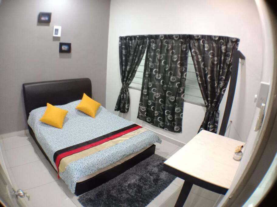 AVENUE HOMESTAY 5 Room 4 Toilet 4 MINUTES TO TOWER photo 8