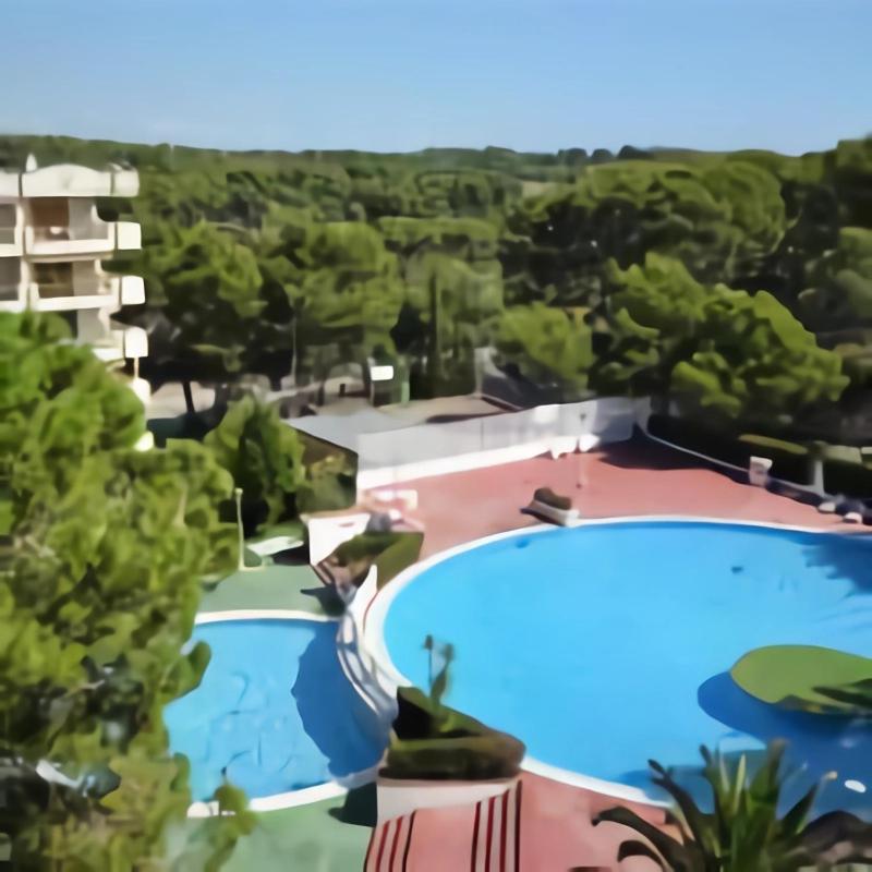 Luminoso apartamento en SALOU con TERRAZA y PARQUE INFANTIL IDEAL FAMILIAS