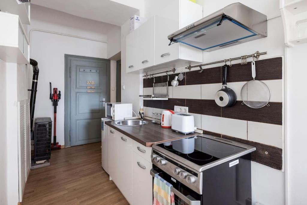 Cosy central apartment at river view 3