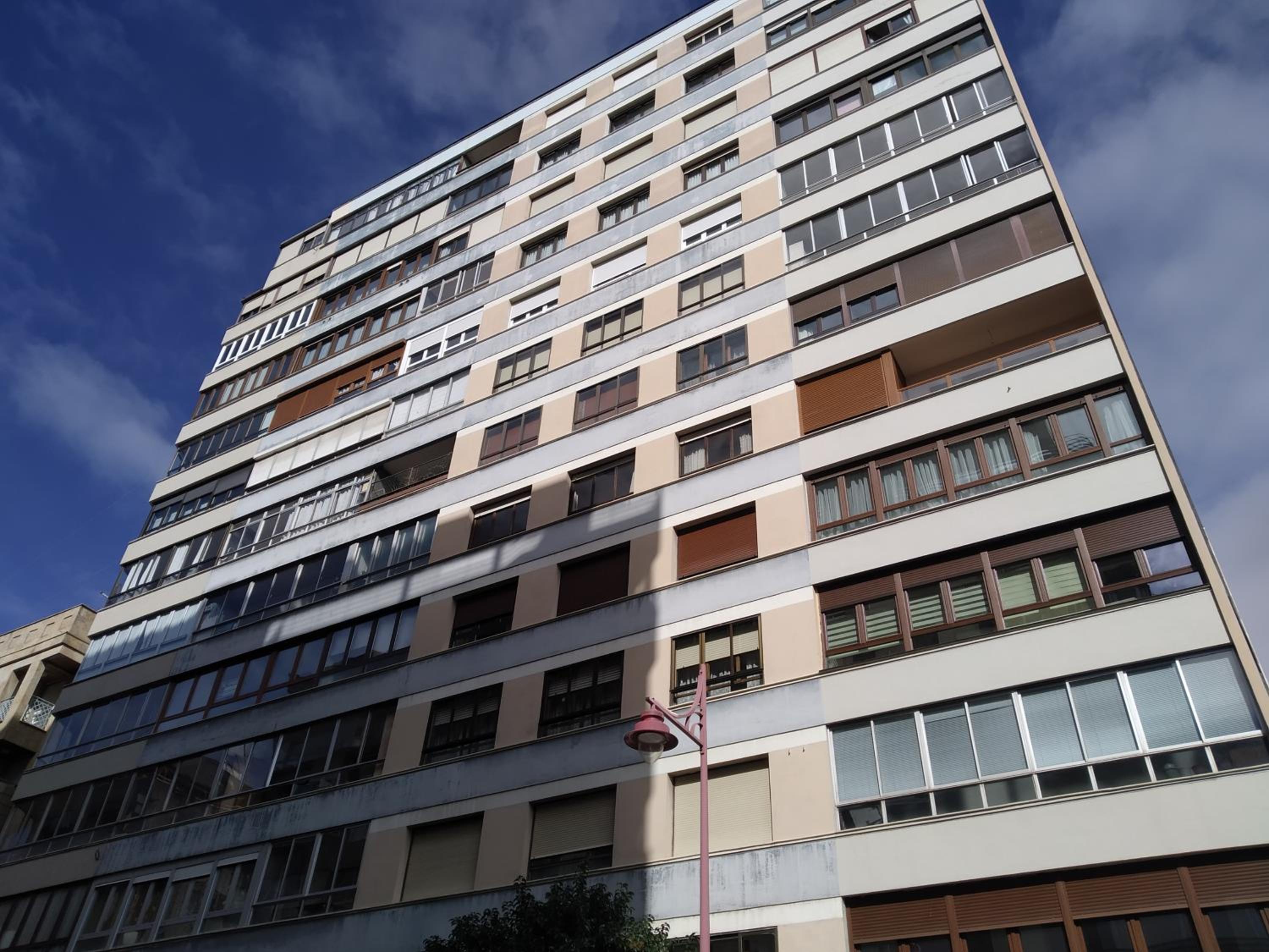 Gran piso alto LuzDiseño centrico con garaje