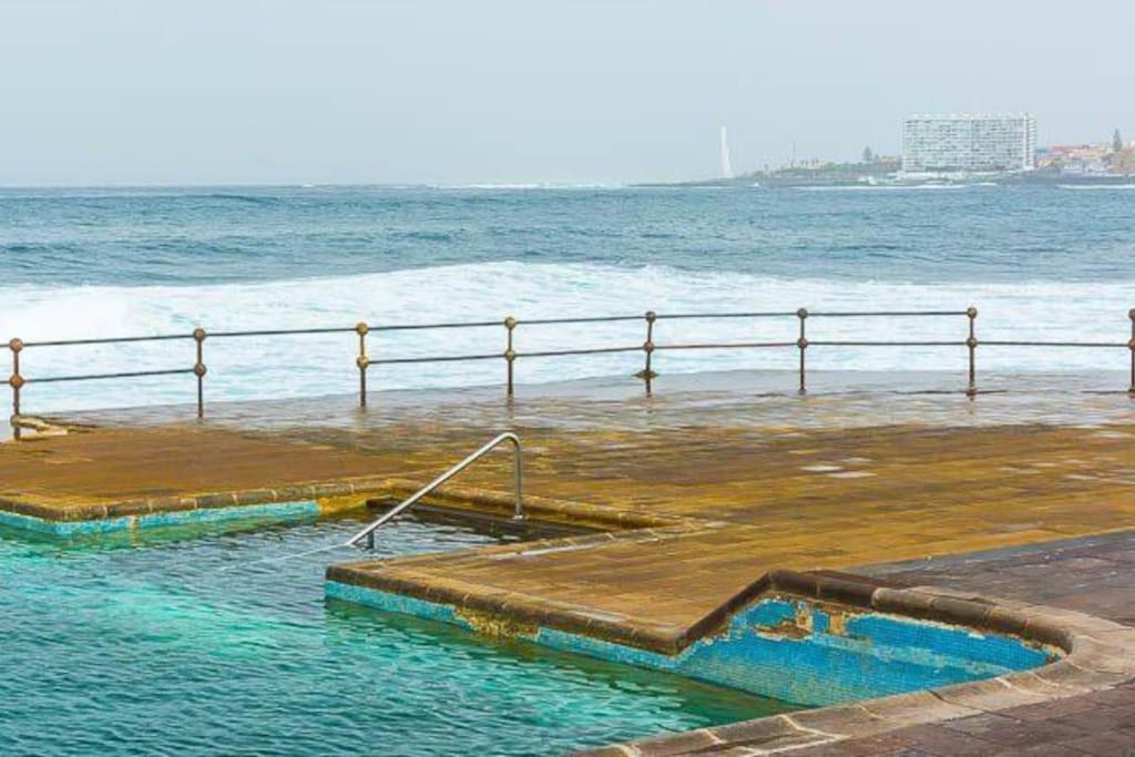 Coastal Vista: retreat in nature
