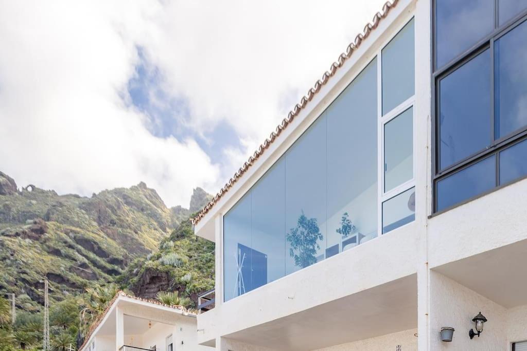 Coastal Vista: retreat in nature