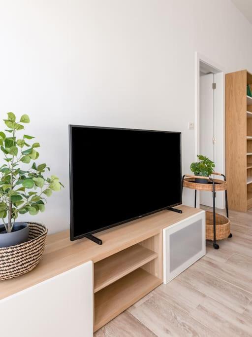 Coastal Vista: retreat in nature