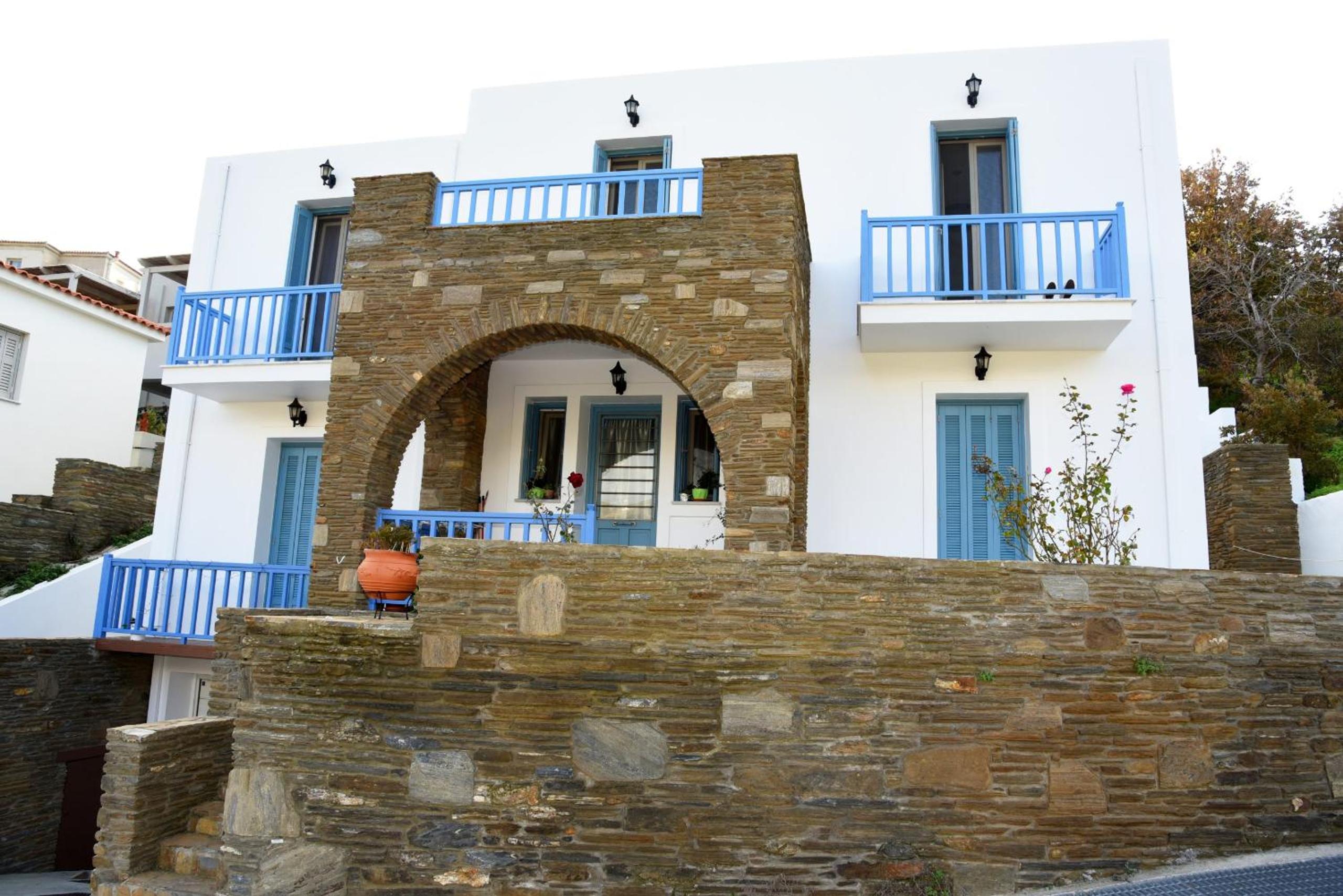 Hotel Andros Guesthouses - Image 1