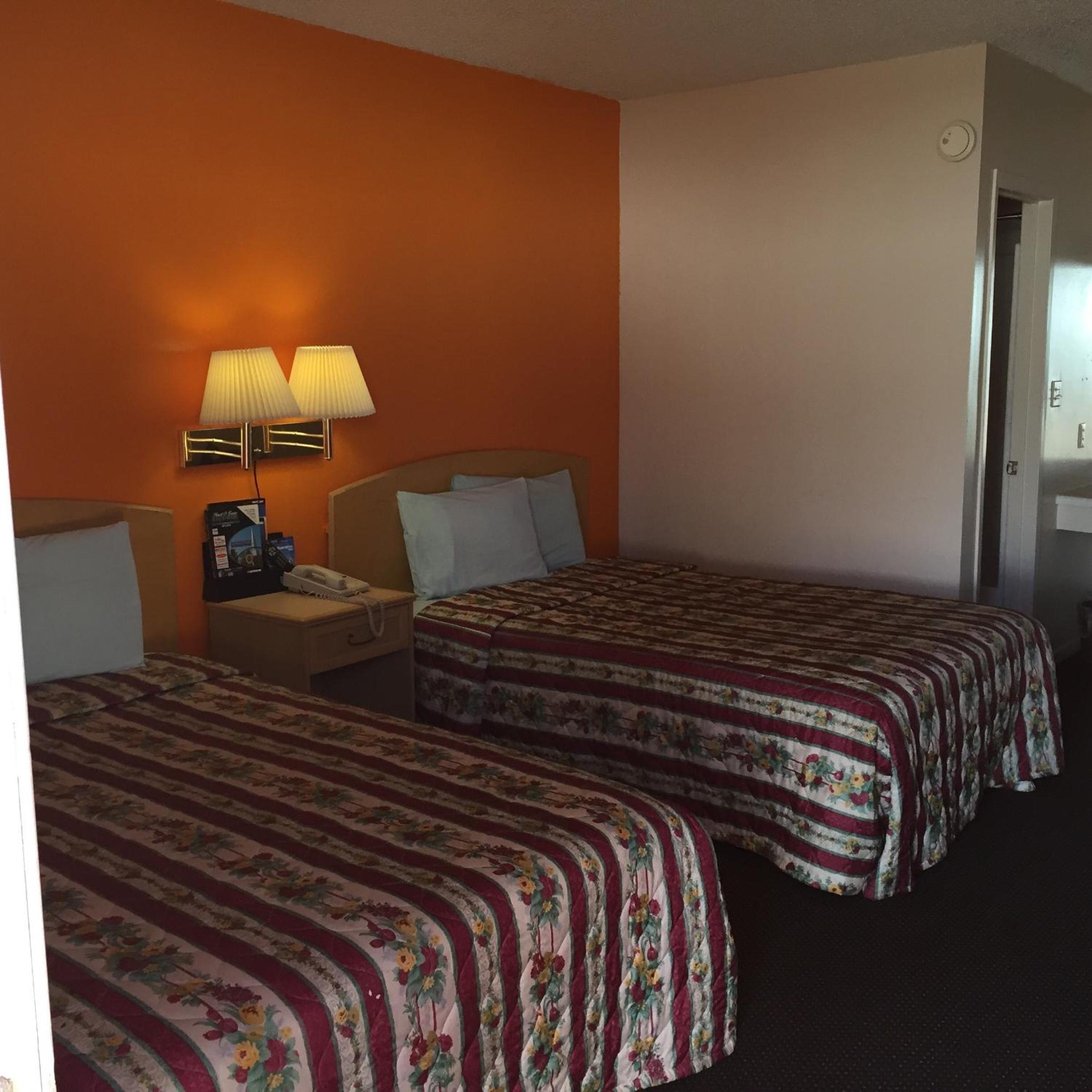 Avalon Motel view 4